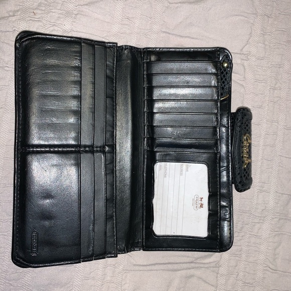 Wallet - Picture 2 of 2